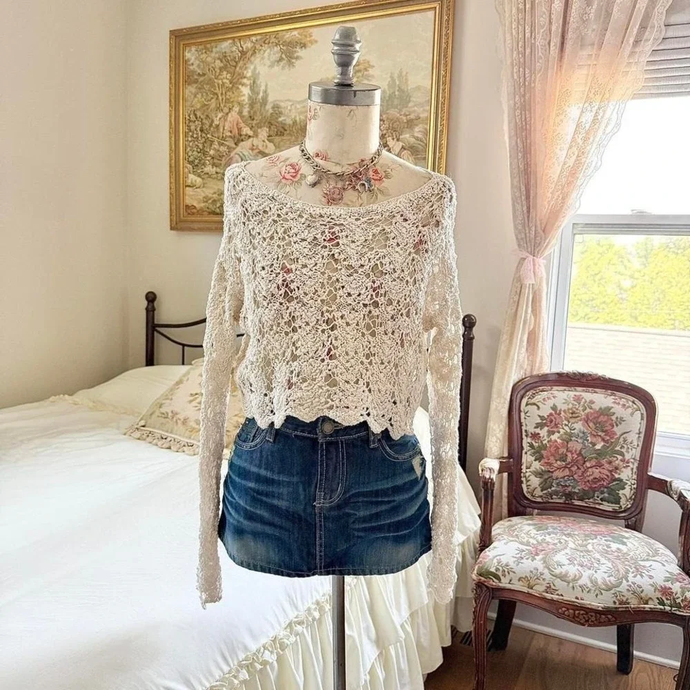 Free people crochet top  Free People cream crochet‎ knit top size small